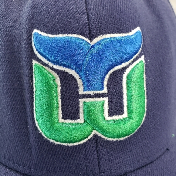 Vintage Old Time Hockey Hartford Whalers Flex Fit Baseball Hat Blue Green NHL - Picture 2 of 11